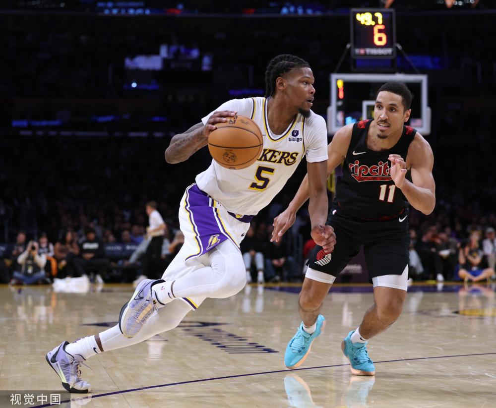 护球员的职 护球员的职