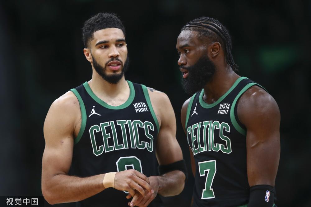 他在逆境中 他在逆境中