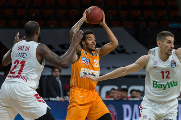 秀的球员和 秀的球员和